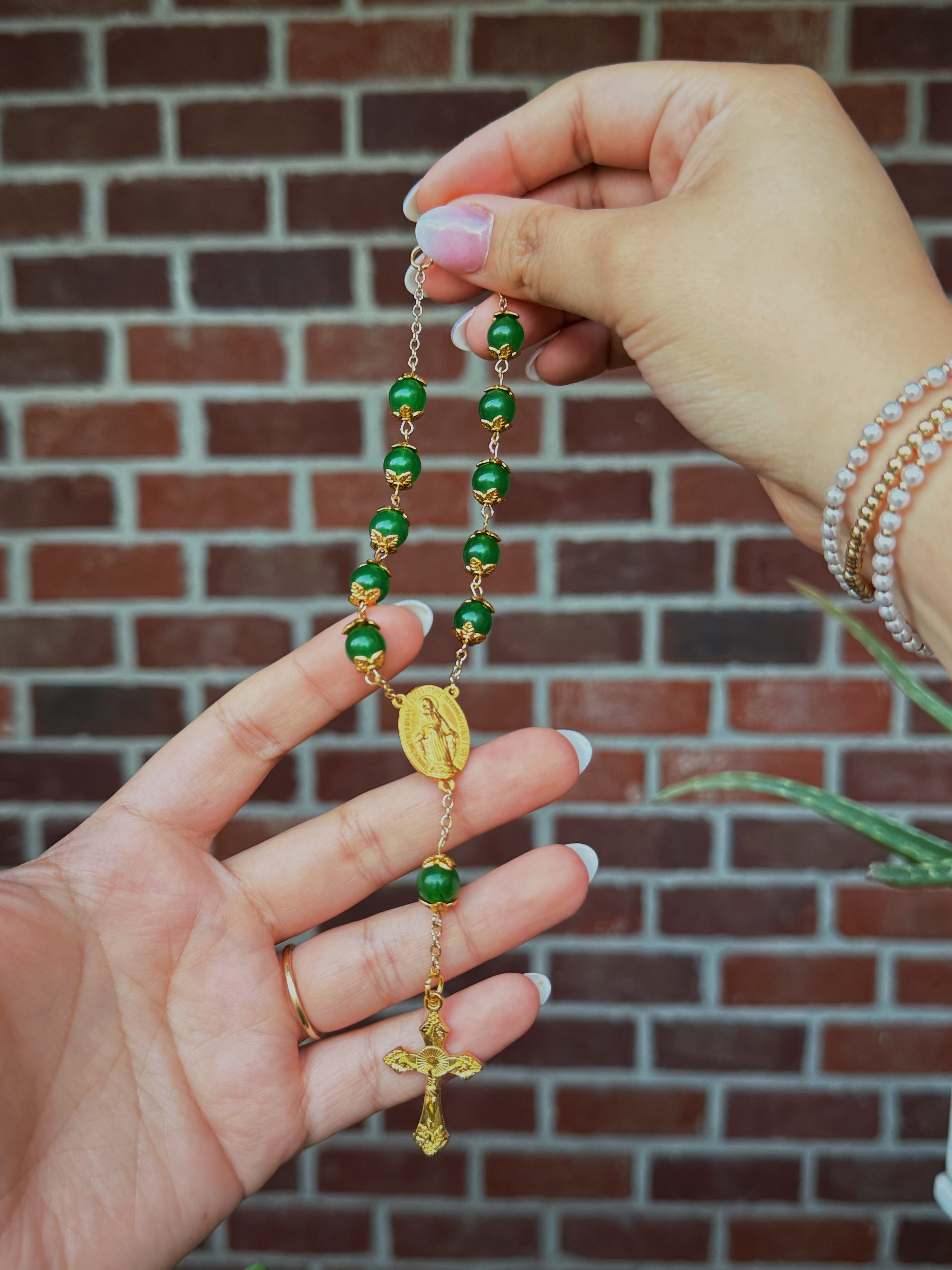 the New Eve - Car Decade Rosary